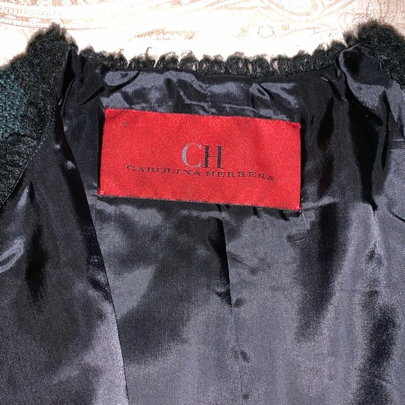 CAROLINA HERRERA BEAUTIFUL BLAZER SIZE 6 - Picture 8 of 8